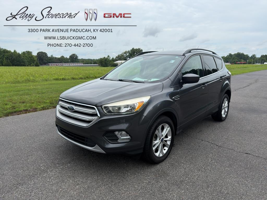2018 Ford Escape SE in Other — front three-quarter view
