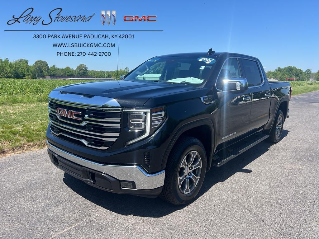 2022 GMC Sierra 1500 SLT in Onyx Black — front three-quarter view