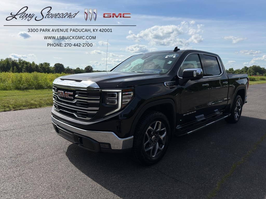 2023 GMC Sierra 1500 SLT in Onyx Black — front three-quarter view