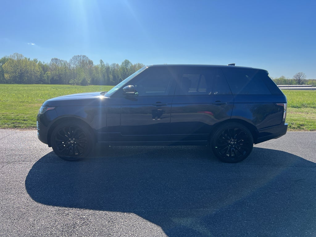 2018 Land Rover Range Rover — side profile view