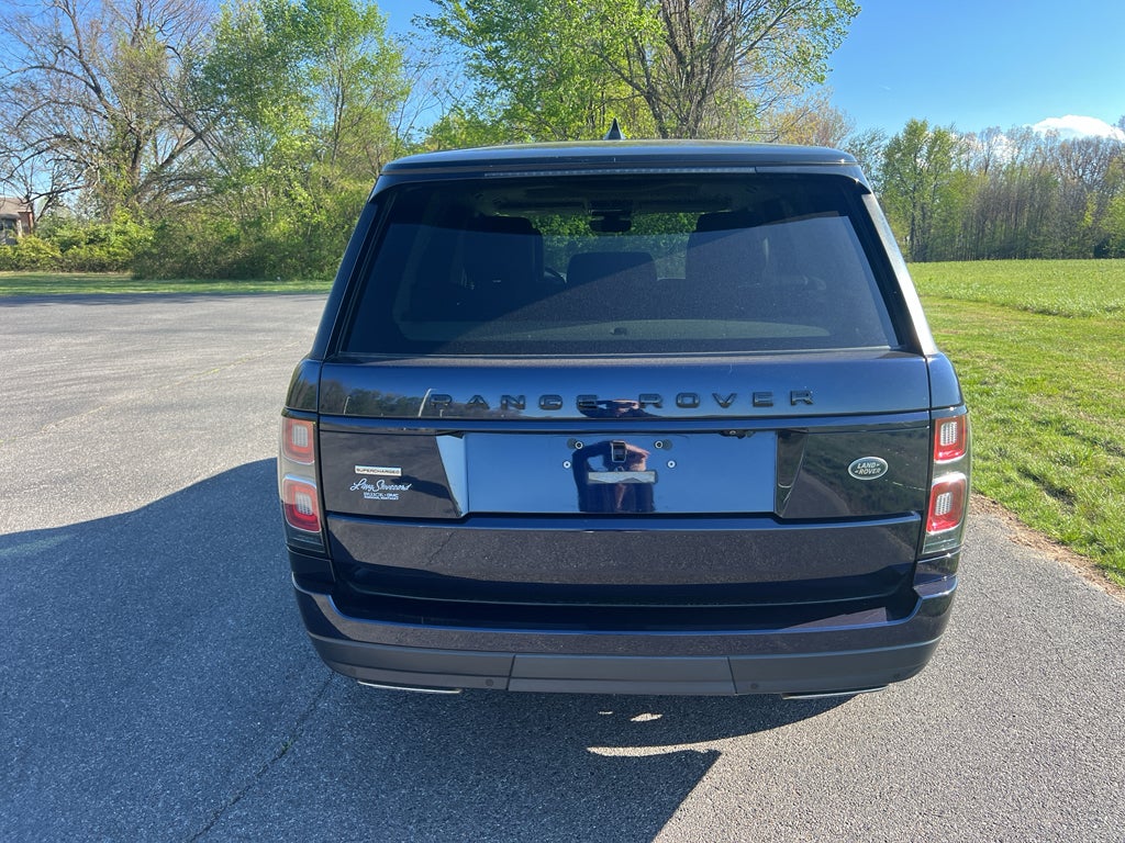 2018 Land Rover Range Rover — interior view